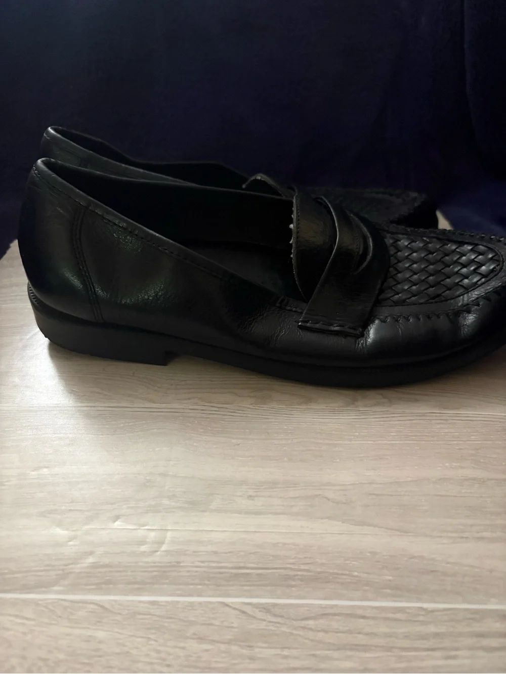 George men’s black leather loafer